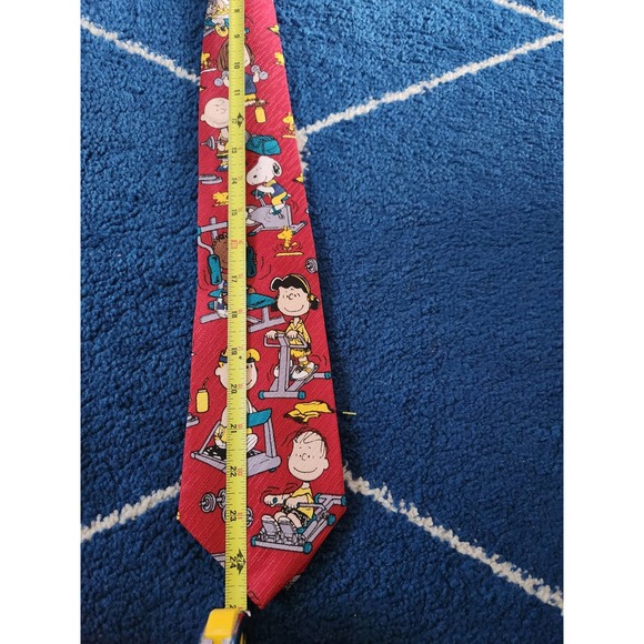 Vtg Charlie Brown And The Gang Workout Tie - Picture 6 of 7